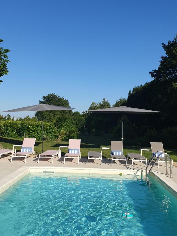 Domaine De Bourgville Monts-sur-Guesnes Экстерьер фото