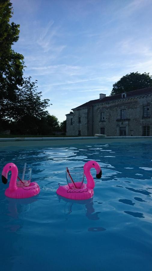 Domaine De Bourgville Monts-sur-Guesnes Экстерьер фото